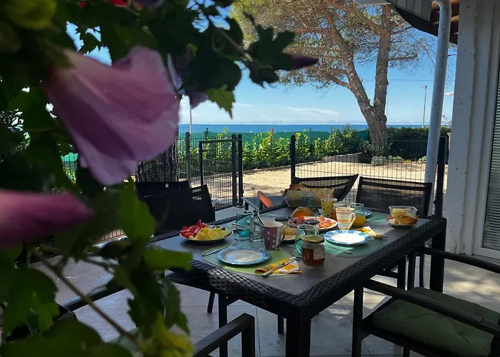 Beachfront Spina *